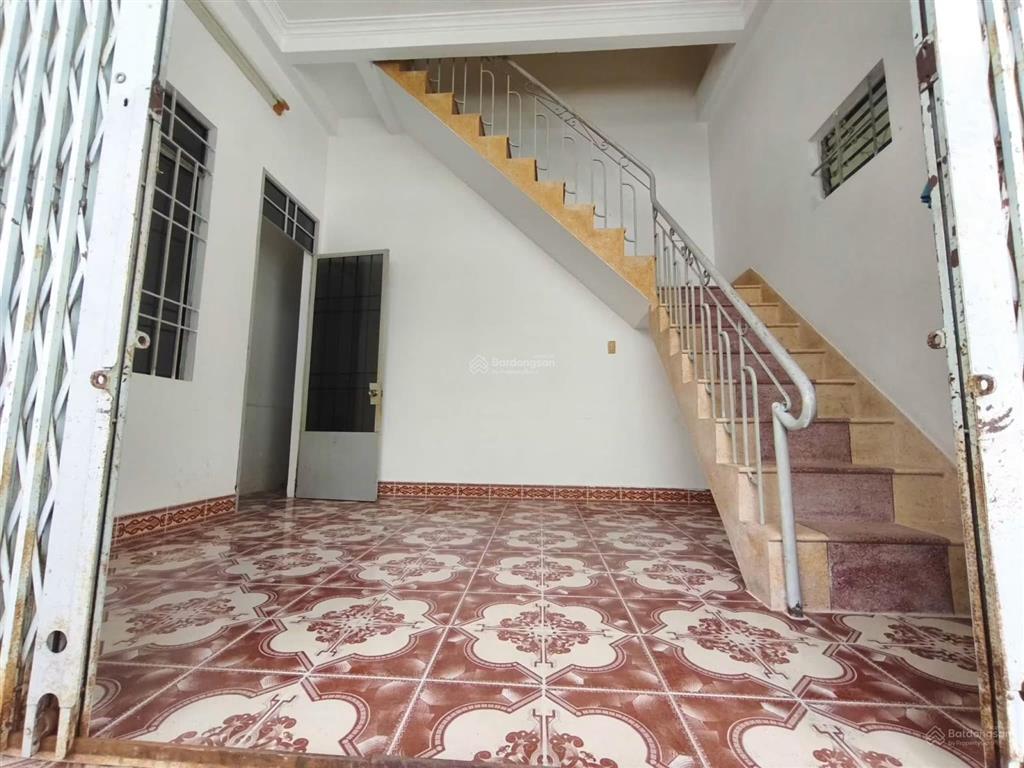 Lvcc bán nhà 2 tầng ngô đến tttp nha trang gần biển, chợ ko bao giờ ngập lụt ngang 8m đường ô tô 8m
