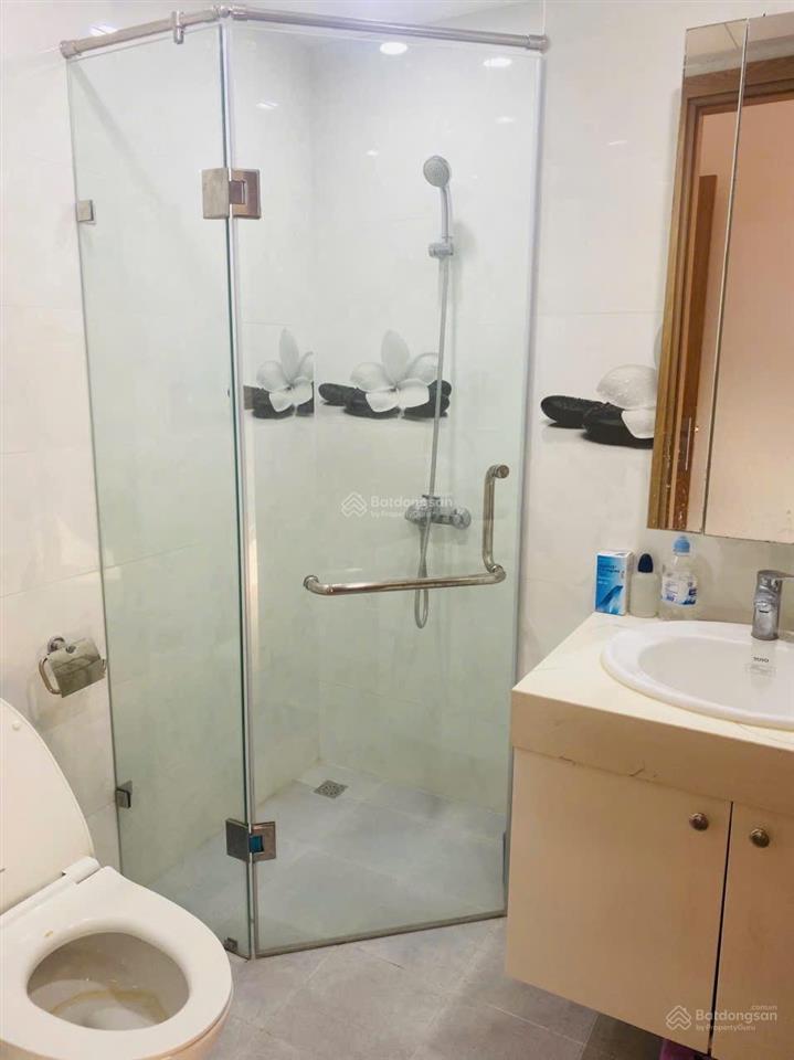 Chính chủ bán gấp căn 3pn 81m2 full đồ giá 10,2 tỷ bao phí tại d'capitale trần duy hưng