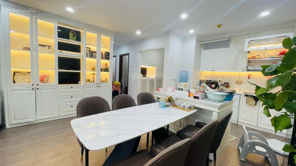 Cần cho thuê căn 3 ngủ 99m2, full nội thất. giá 13 triệu.  0963 225 ***