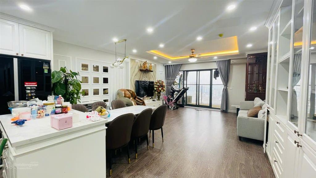 Cần cho thuê căn 3 ngủ 99m2, full nội thất. giá 13 triệu.  0963 225 ***