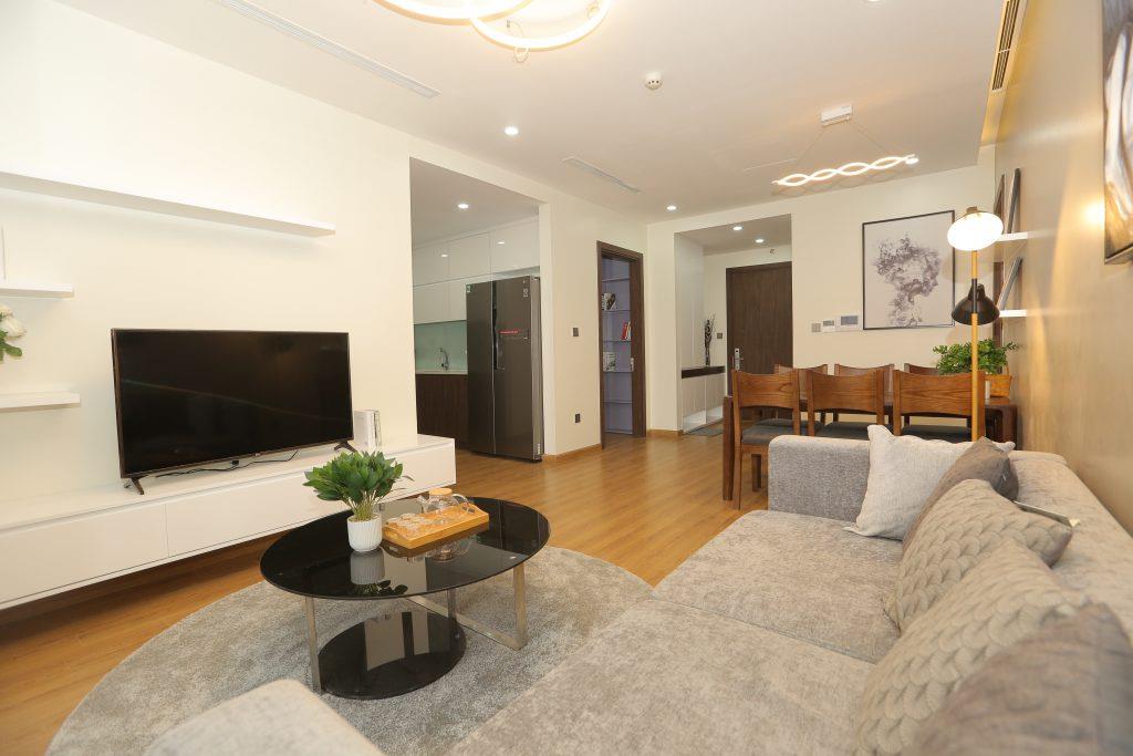 The terra em bán 3 ngủ 90m2, tầng trung hướng đông nam, nội thất rất xịn. giá 6,x tỷ.  0984 797 ***