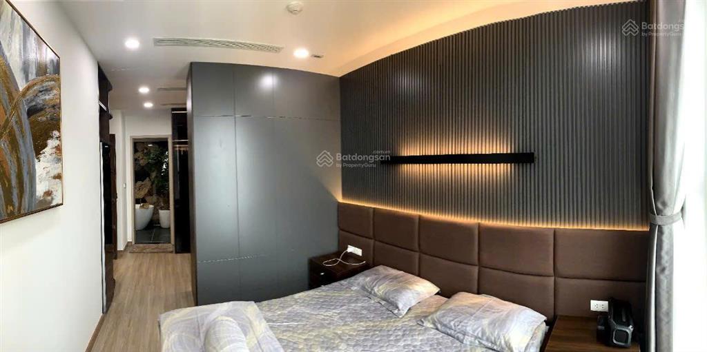Chuyển xuống liền kề bán căn 74m2, 2 ngủ 2wc full nội thất đẹp. giá 6,2 tỷ.  0984 797 ***