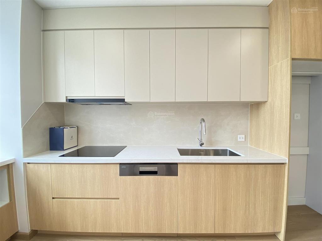 Cho thuê căn 3 phòng ngủ 91,96m2 the charm an hưng nhà mới đẹp, giá 12 triệu.  0984 797 ***