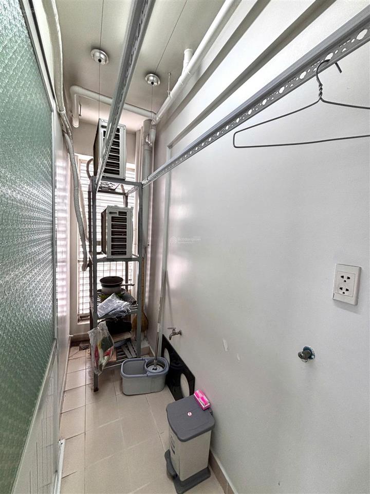 Cần bán căn góc vị trí hiếm ehome 3, 66m2 bao đẹp. 2pn, 2wc, giá 2.77 tỷ