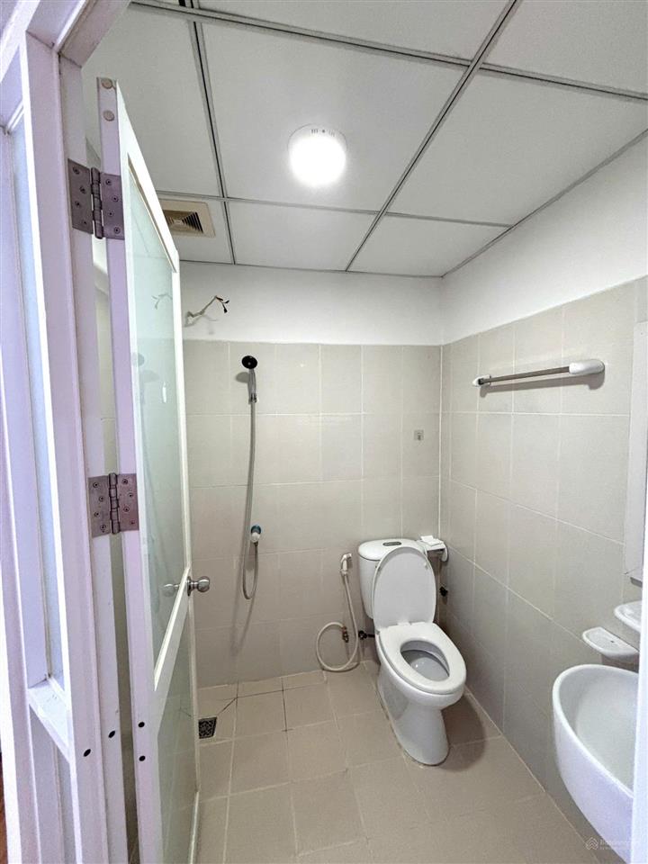 Cần bán căn góc vị trí hiếm ehome 3, 66m2 bao đẹp. 2pn, 2wc, giá 2.77 tỷ