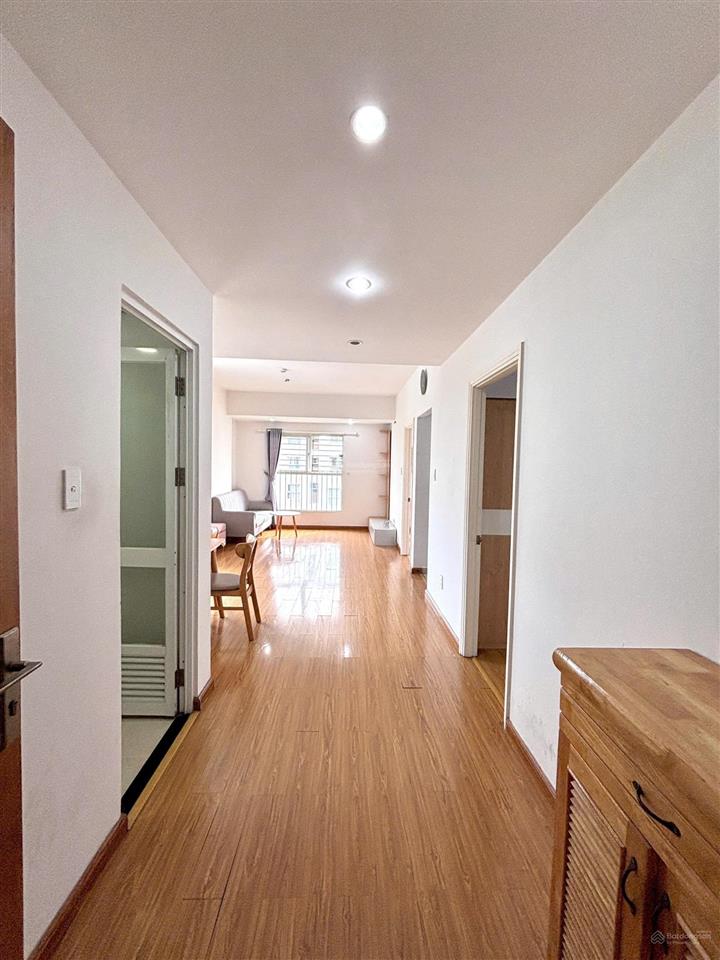 Cần bán căn góc vị trí hiếm ehome 3, 66m2 bao đẹp. 2pn, 2wc, giá 2.77 tỷ