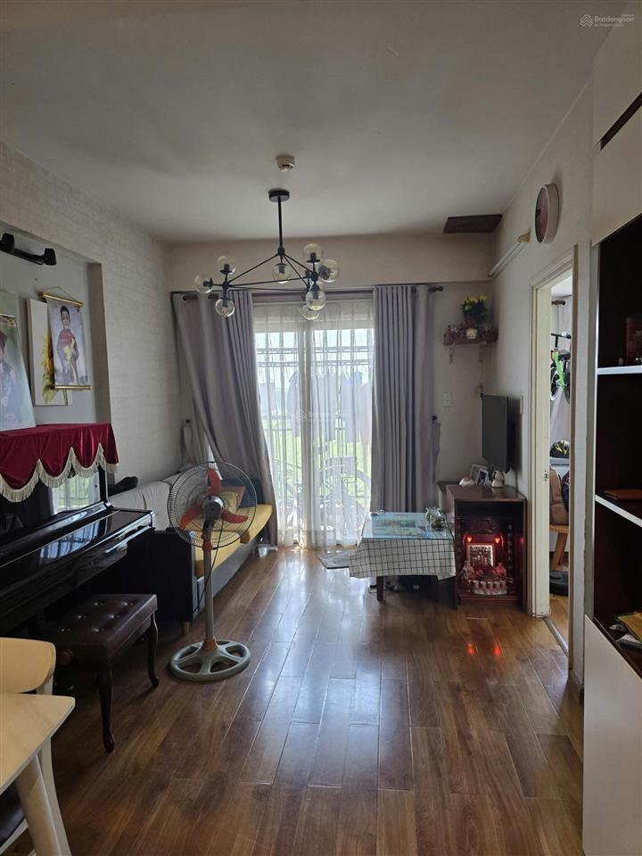 Bán căn ban công ehome 3, 2pn, 2wc, 64m2. giá 2,95tỷ