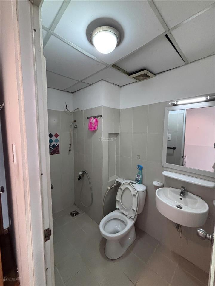 Cần bán gấp giá tốt 2,76tỷ block a8 nhà mới căn ehome 3, 2pn, 2wc