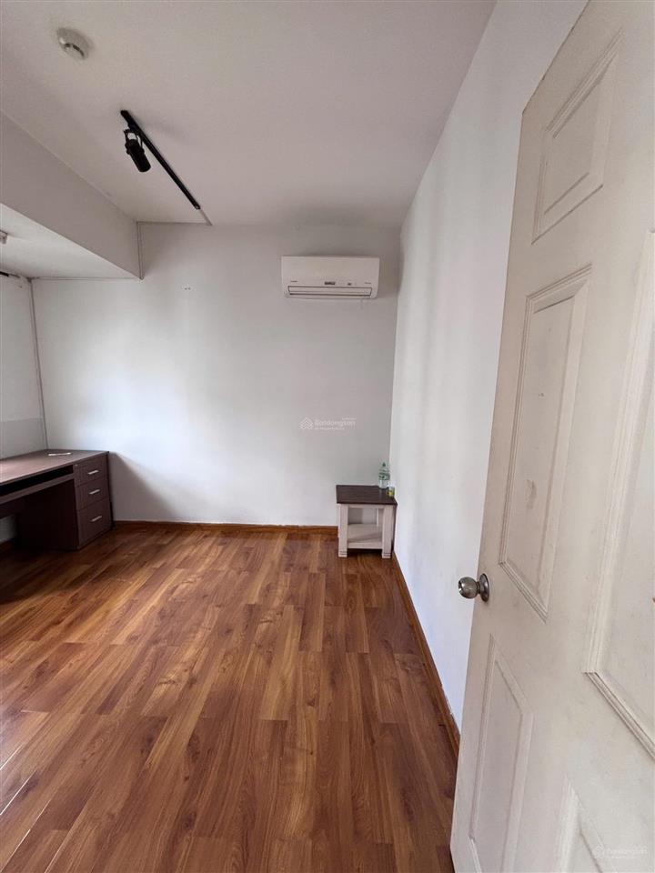 Cần bán gấp giá tốt 2,76tỷ block a8 nhà mới căn ehome 3, 2pn, 2wc
