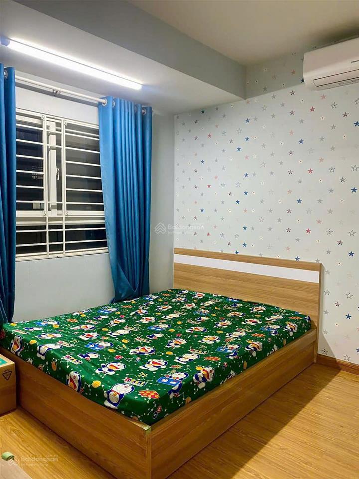 Cần bán gấp block a9, bán căn góc ehome 3 2pn, 2wc, view đẹp, tặng nội thất, giá 2,75 tỷ