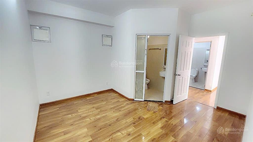 Bán căn ban công ehome 3, nhà trống 2pn, 2wc, block a9, giá 2,8 tỷ
