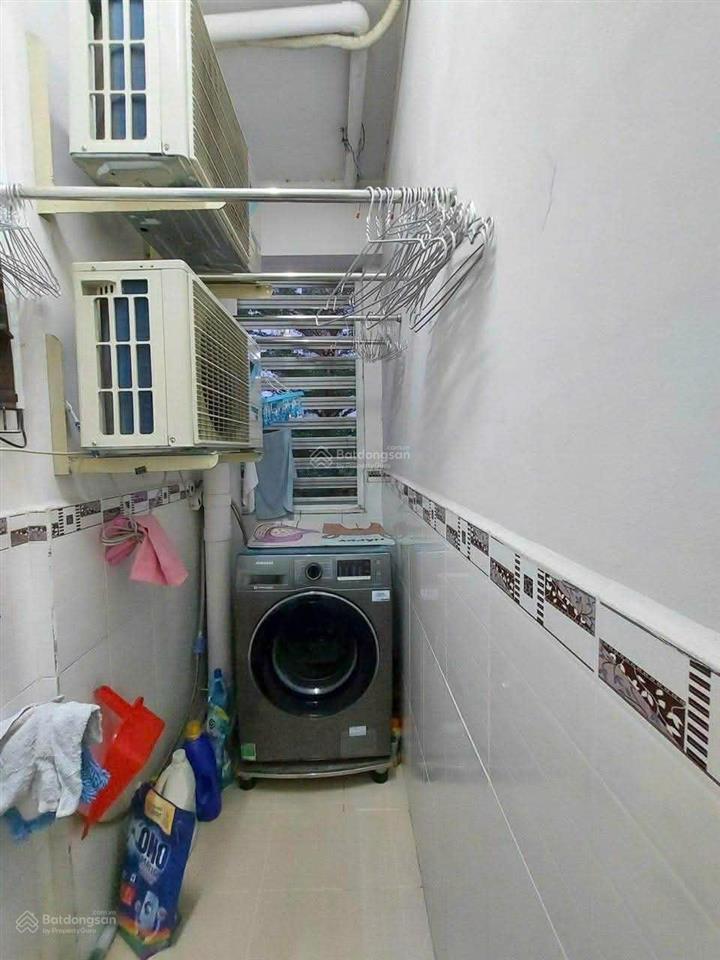 Bán căn ban công ehome 3, 2pn, 2wc, 64m2, view siêu vip, giá 2,75 tỷ