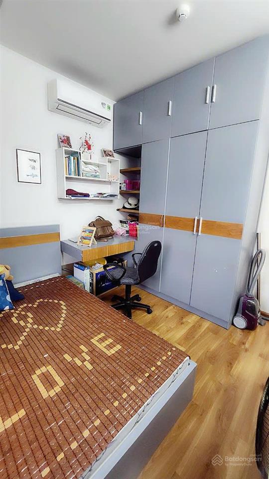 Chính chủ cho thuê căn ehome 3, có ban công 2pn, 2wc full nt, lót sàn gỗ, giá 7,5 triệu/tháng