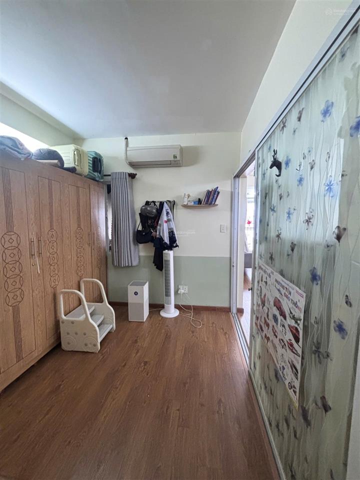 Cần bán nhanh căn ehome 3, 1pn, 1wc, 50m2, đã lót sàn, giá 2,1 tỷ