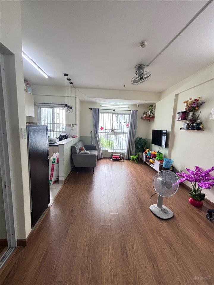 Cần bán nhanh căn ehome 3, 1pn, 1wc, 50m2, đã lót sàn, giá 2,1 tỷ