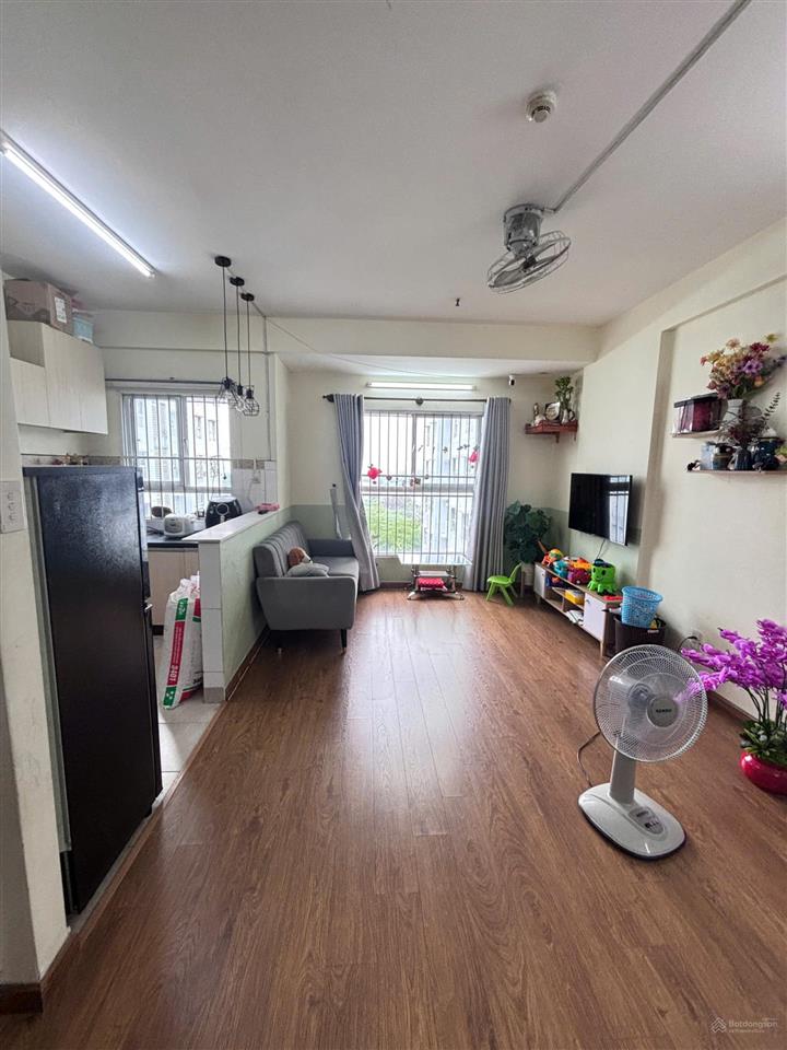 Cần bán nhanh căn ehome 3, 1pn, 1wc, 50m2, đã lót sàn, giá 2,1 tỷ