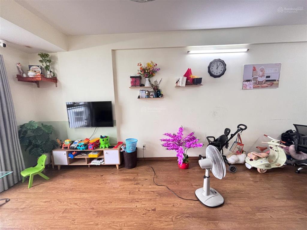 Cần bán nhanh căn ehome 3, 1pn, 1wc, 50m2, đã lót sàn, giá 2,1 tỷ