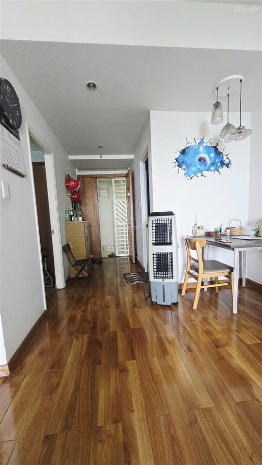 Bán căn hộ ehome 3 đã có sổ hồng lâu dài 3pn 2wc đầy đủ nội thất chỉ 3,3 tỷ.