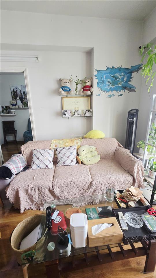 Bán căn hộ ehome 3 đã có sổ hồng lâu dài 3pn 2wc đầy đủ nội thất chỉ 3,3 tỷ.
