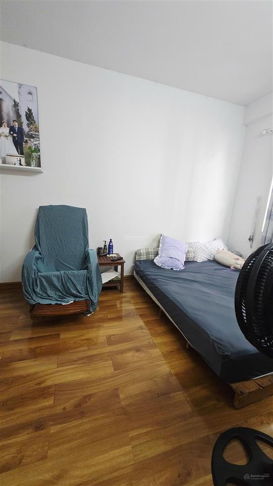 Bán căn hộ ehome 3 đã có sổ hồng lâu dài 3pn 2wc đầy đủ nội thất chỉ 3,3 tỷ.