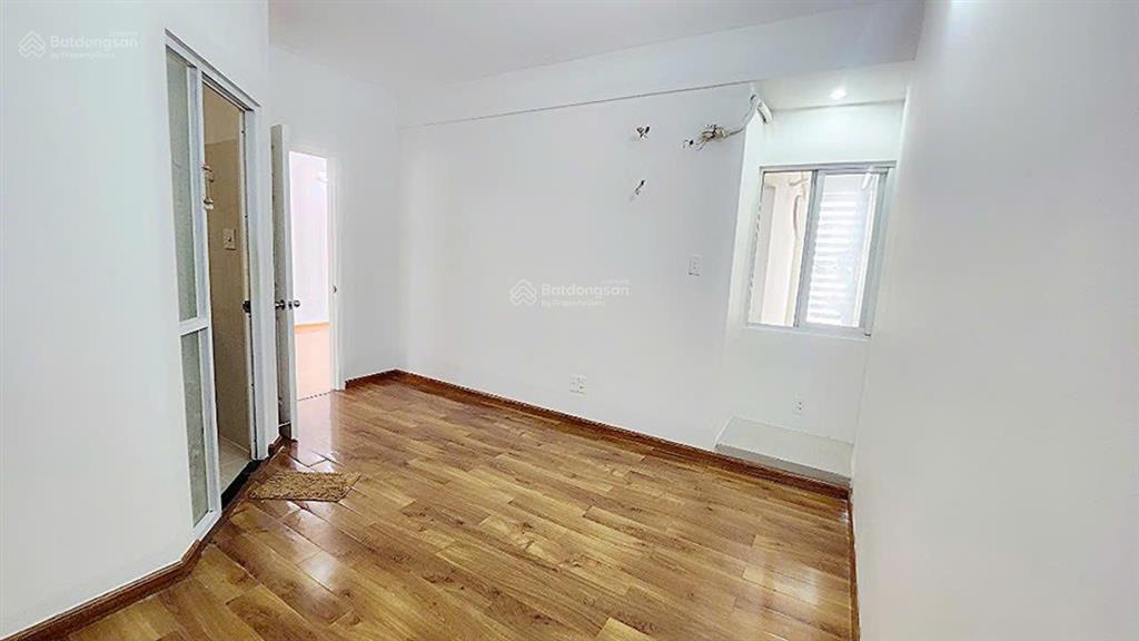Bán nhanh giá tốt có ban công ehome 3, nhà trống 2pn, 2wc, block a8, giá 2,65 tỷ