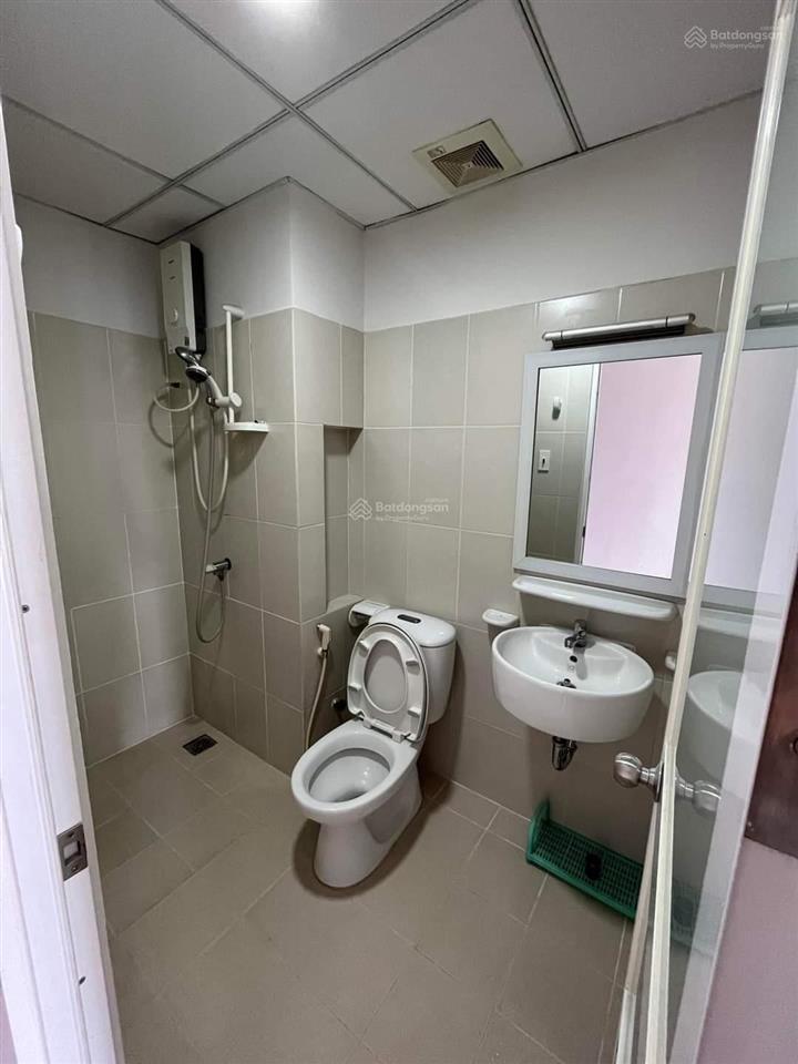 Bán nhanh giá tốt có ban công ehome 3, nhà trống 2pn, 2wc, block a8, giá 2,65 tỷ