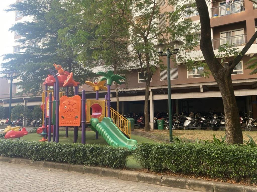Bán nhanh giá tốt có ban công ehome 3, nhà trống 2pn, 2wc, block a8, giá 2,65 tỷ