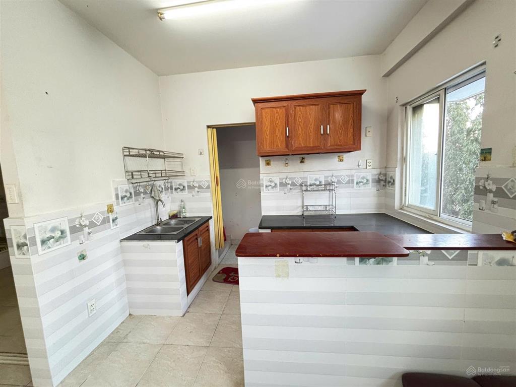 Cho thuê căn hộ 1pn, 1wc 50m2 có nội thất cơ bản, 6 triệu/tháng