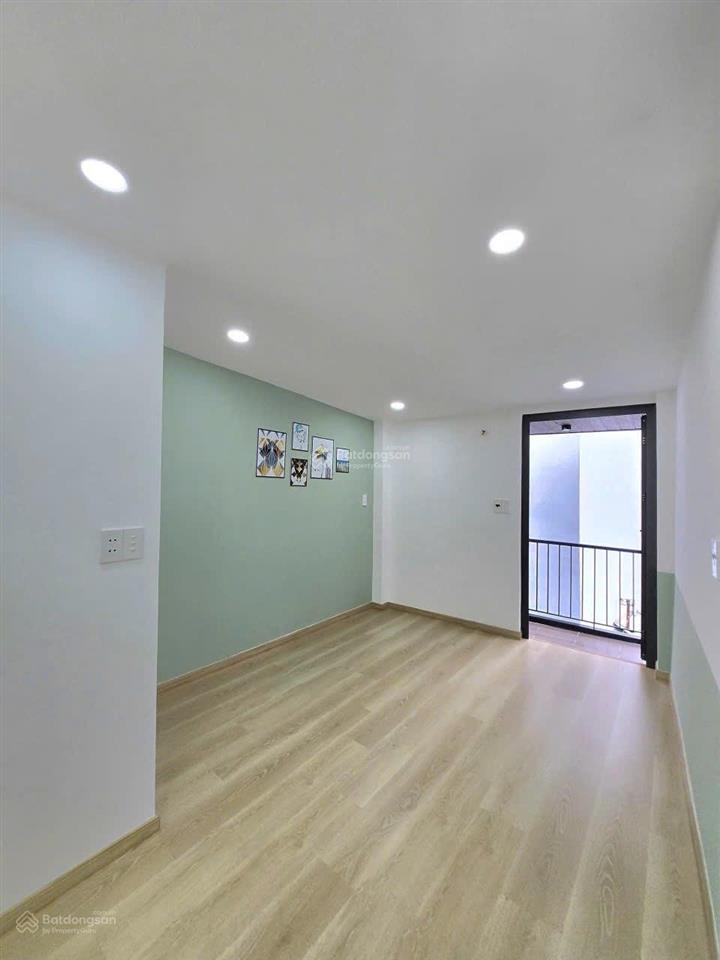 Nhà 3 tầng mới đẹp gần chợ ngay cầu chữ y p. chánh hưng ( p8 q8 cũ )