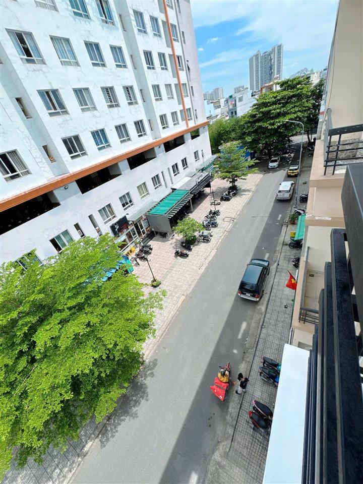 Nhà 4 tầng mặt tiền kinh doanh khu phố tạ quang bưu p5 q8