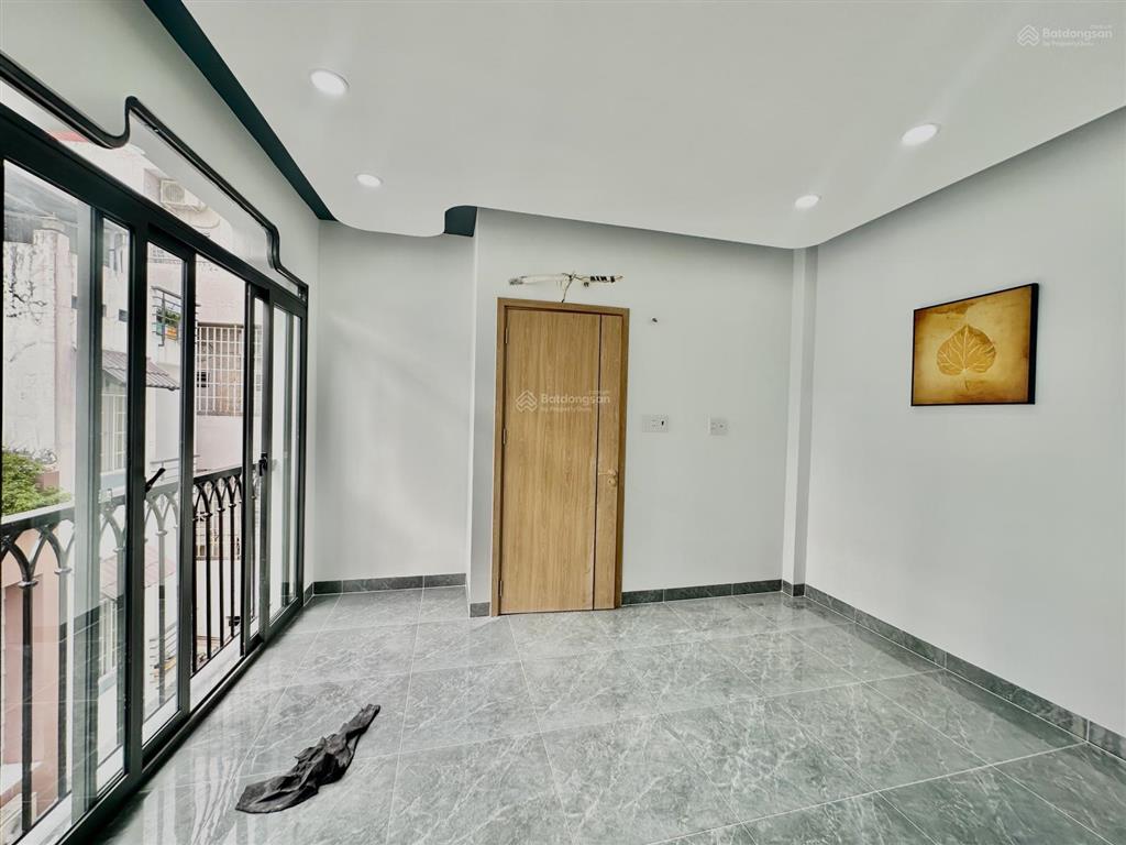 Nhà 4 tầng mới đẹp gần mặt tiền đường dương bá trạc p. chánh hưng (p1q8 cũ)