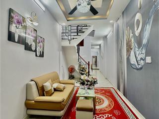 Nhà mới đẹp 67m2 đất ngay chợ sáng bùi minh trực p5  q8