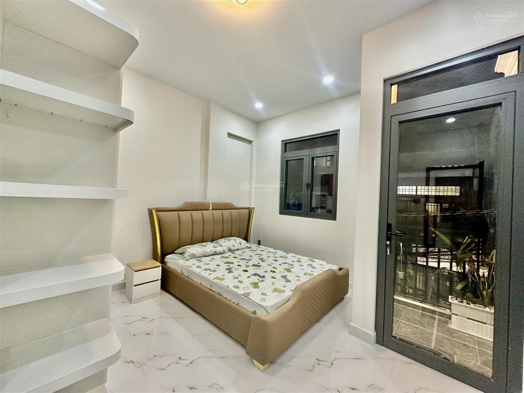 Nhà mới đẹp có phòng ngủ tầng trệt hẻm xe hơi đổ cửa p. chánh hưng (p1 q8 cũ)