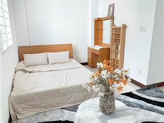 Nhà 3 tầng đẹp như mới mặt tiền đường khu dân cư phong phú 5