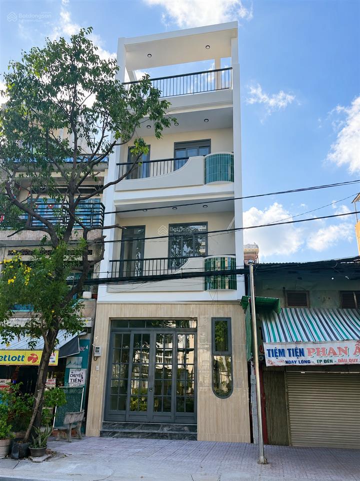Siêu phẩm mặt tiền vừa ở vừa kinh doanh đường hưng phú ngay cầu chữ y, phường chánh hưng