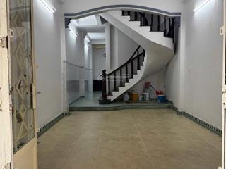 Nhà 4 tầng đẹp như mới  vị trí đẹp  mặt tiền đường kinh doanh kdc cao lỗ ngay parc mall