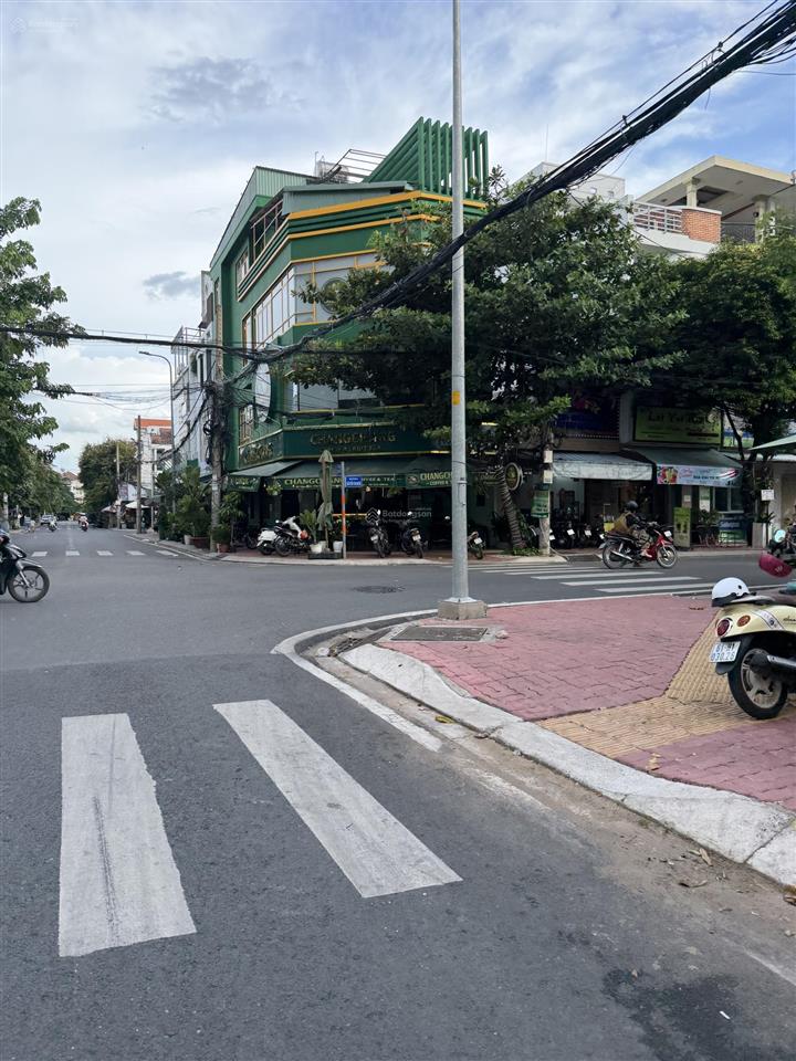 Bán căn góc 2 mặt tiền kinh doanh thu nhập cao khu cao lỗ ngay parc mall p4 q8