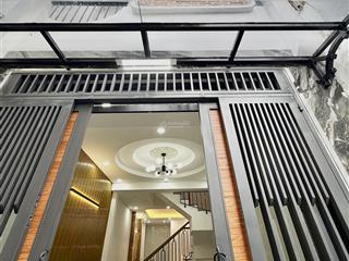 Bán nhà nhà mới đẹp gần chợ  trung tâm thương mại parc mall đường phạm thế hiển, p4q8 cũ