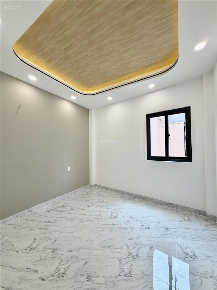 Bán nhà mới đẹp vị trí đắc địa hẻm xe hơi đường âu dương lân p2q8 cũ