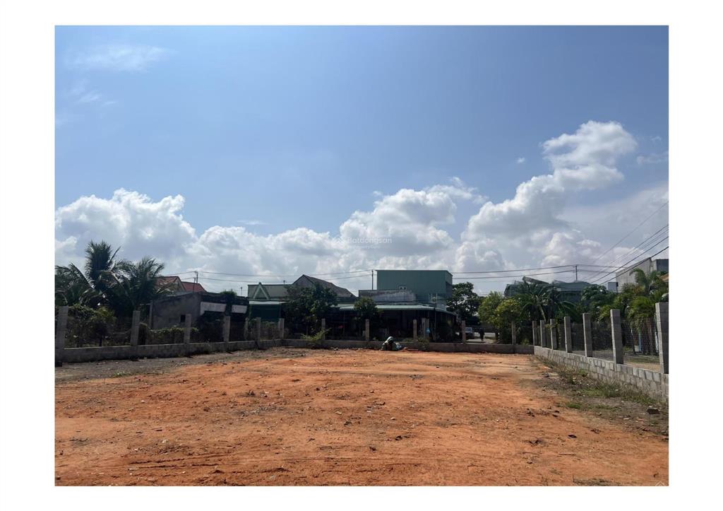 Sở hữu lô 4 mặt tiền trước giờ g khởi công sân bay. điểm kết nối safari 3300 ha sân bay phan thiết