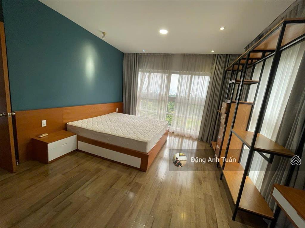 Cần bán happy valley 100m², 3pn, góc view hướng đông, giá bán 9,2 tỷ.  0947 384 ***