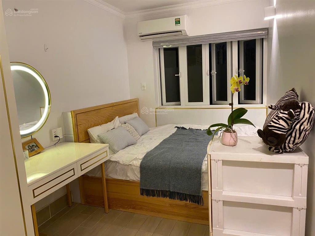 Bán căn hộ penthouse mỹ khánh 4a, diện tích 330m2, sân vườn rộng, giá 21 tỷ