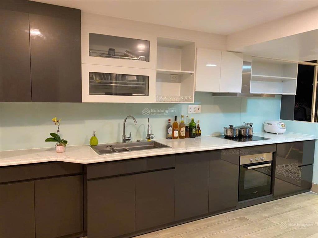 Bán căn hộ penthouse mỹ khánh 4a, diện tích 330m2, sân vườn rộng, giá 21 tỷ