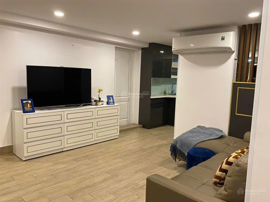 Bán căn hộ penthouse mỹ khánh 4a, diện tích 330m2, sân vườn rộng, giá 21 tỷ