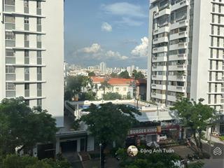 Cần bán căn hộ giá hời mỹ khánh, 113m2 view hồ bơi, nội thất cơ bản, nhà cũ giá 8 tỷ bớt lộc