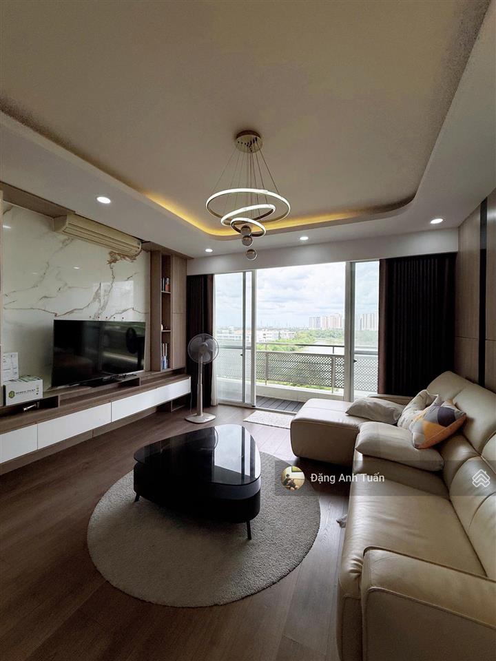 Bán căn hộ riverpark premier, 133m2 view đông nam giá 16 tỷ thương lượng