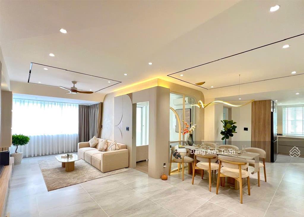 Bán căn hộ mỹ khánh 3a, view hồ bơi, 113m2, 3pn, 2toilet, giá bán 8,5 tỷ.  0947 384 ***