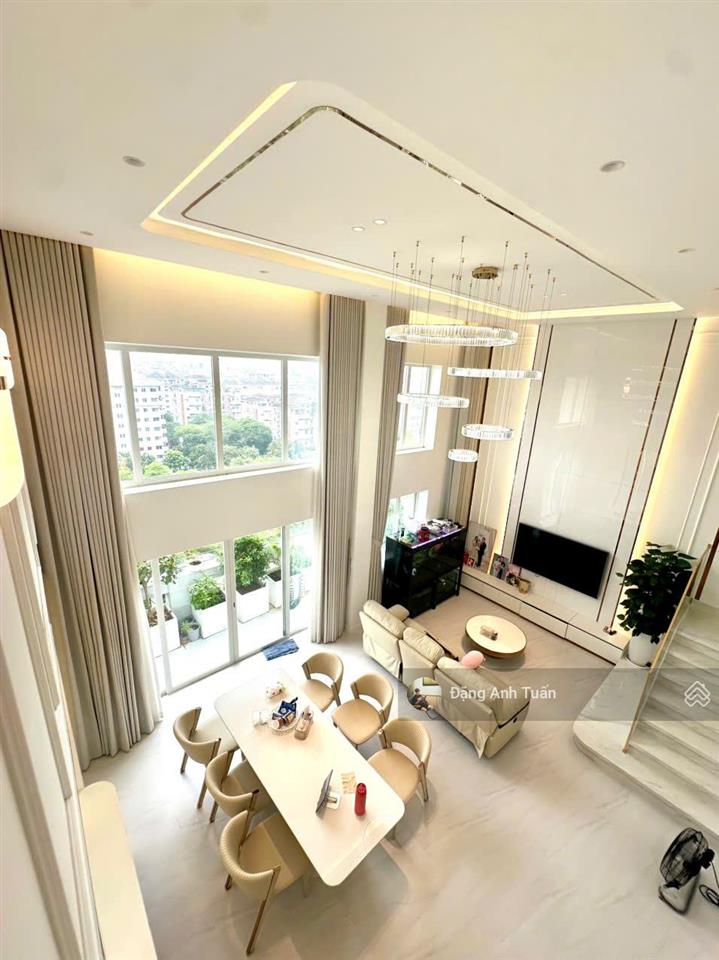 Bán nhanh căn hộ duplex mỹ khánh 196m2, nhà mới đẹp giá bán 16,5 tỷ.  0947 384 *** em tuấn