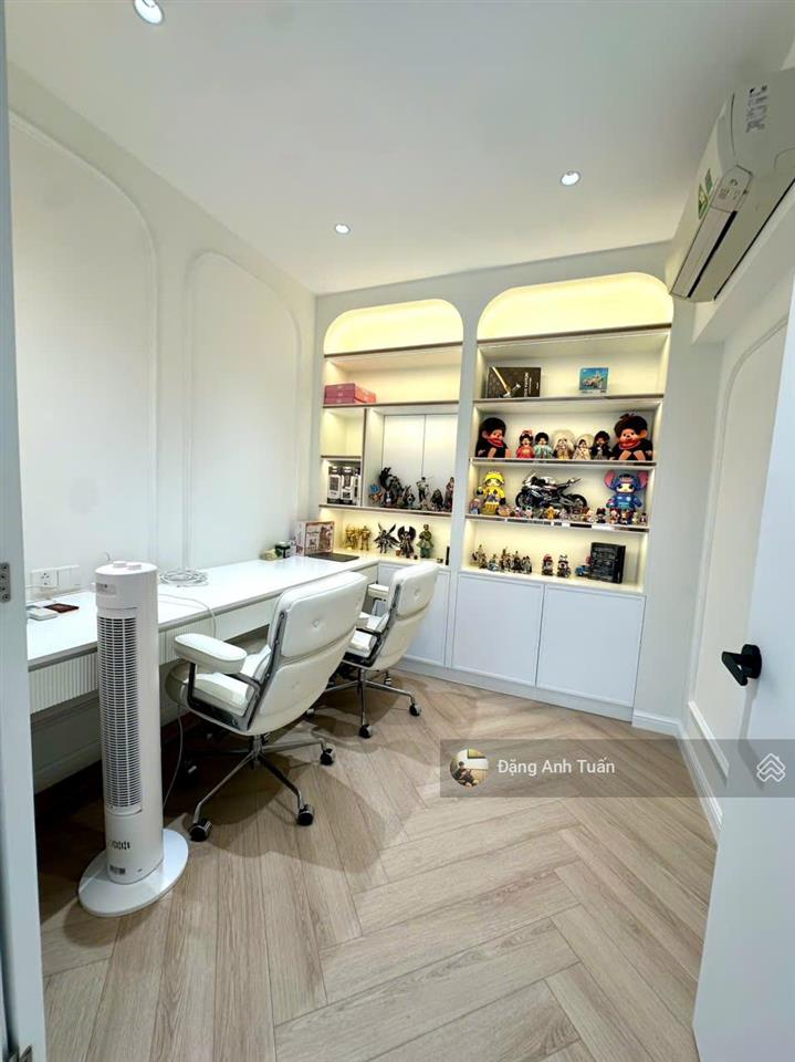 Bán nhanh căn hộ duplex mỹ khánh 196m2, nhà mới đẹp giá bán 16,5 tỷ.  0947 384 *** em tuấn
