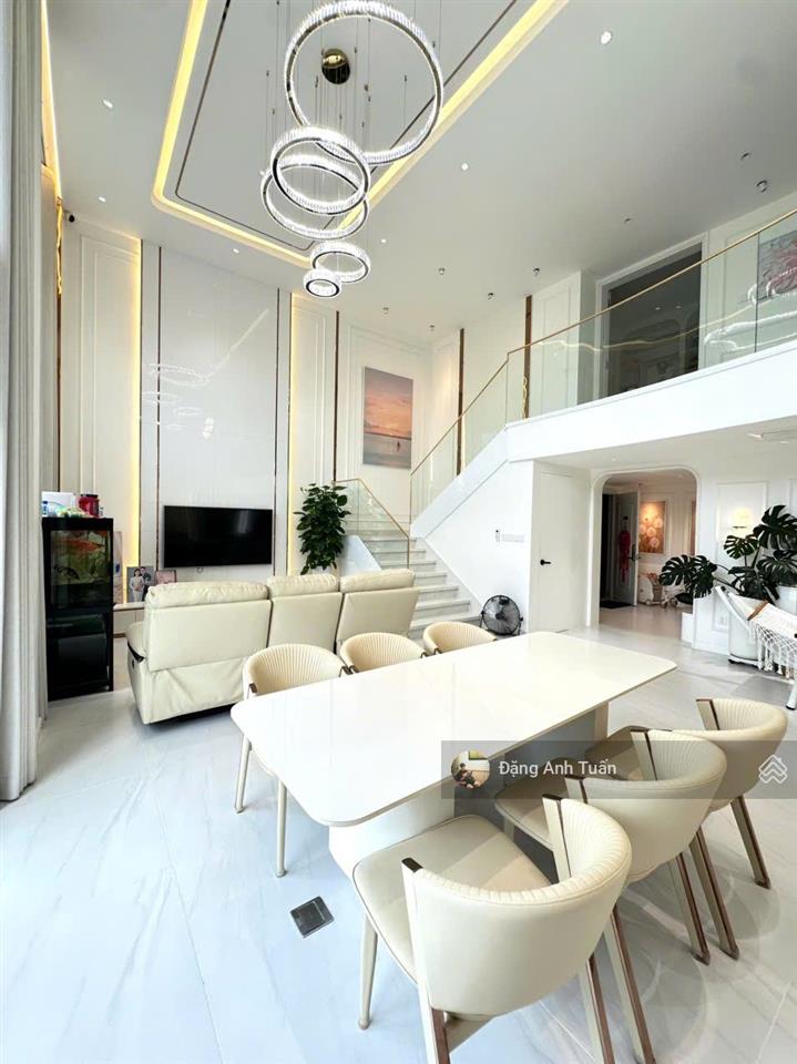 Bán nhanh căn hộ duplex mỹ khánh 196m2, nhà mới đẹp giá bán 16,5 tỷ.  0947 384 *** em tuấn